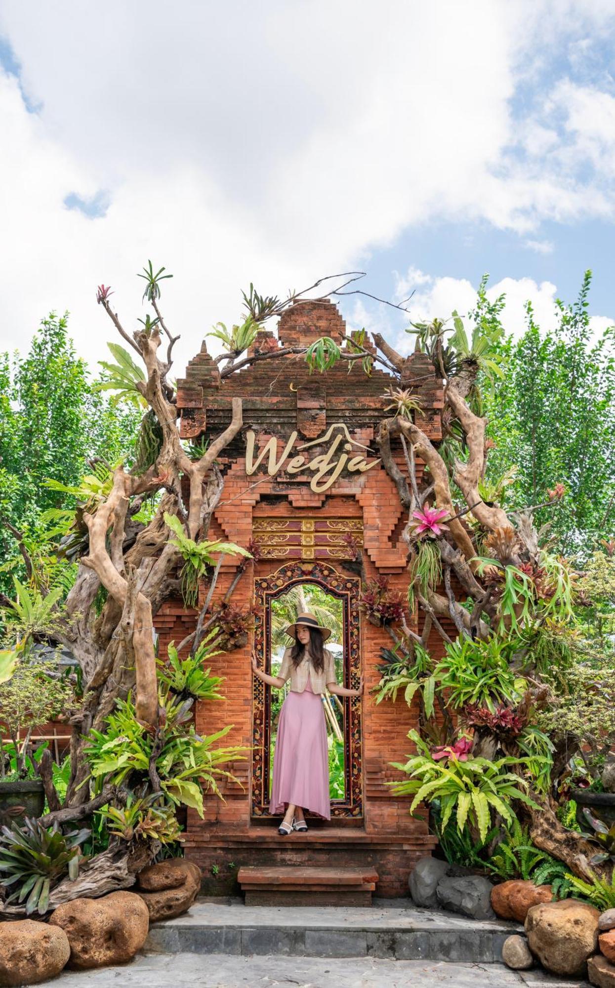 Ubud Art Resort Exterior photo